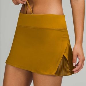 Lululemon Play Off the Pleats Skirt - Gold Spice